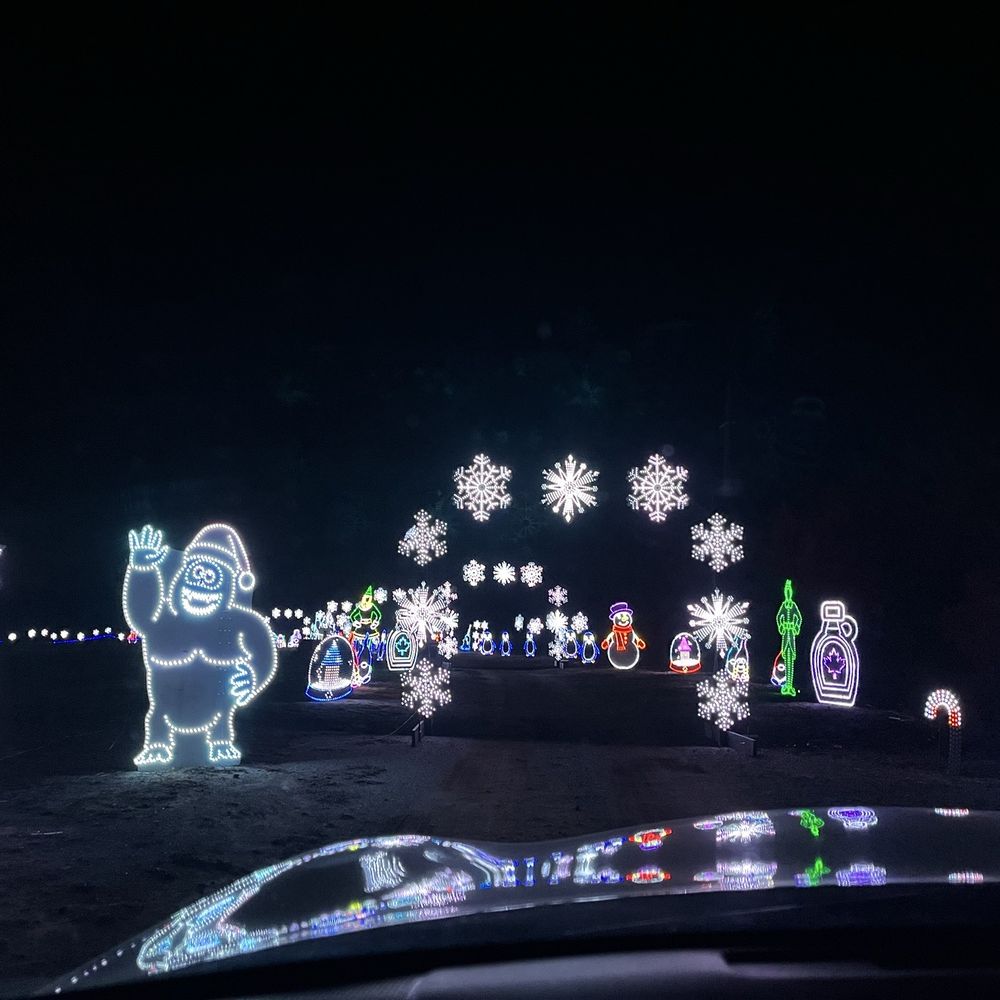 Jolly Lane Lights - Holiday Decorations Near Me - Tulsa, Oklahoma