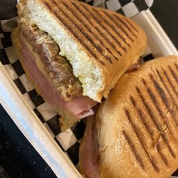 18 Monroe Street Market - Cuban Sandwich