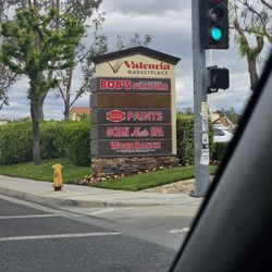 Valencia Marketplace - Valencia Marketplace sign