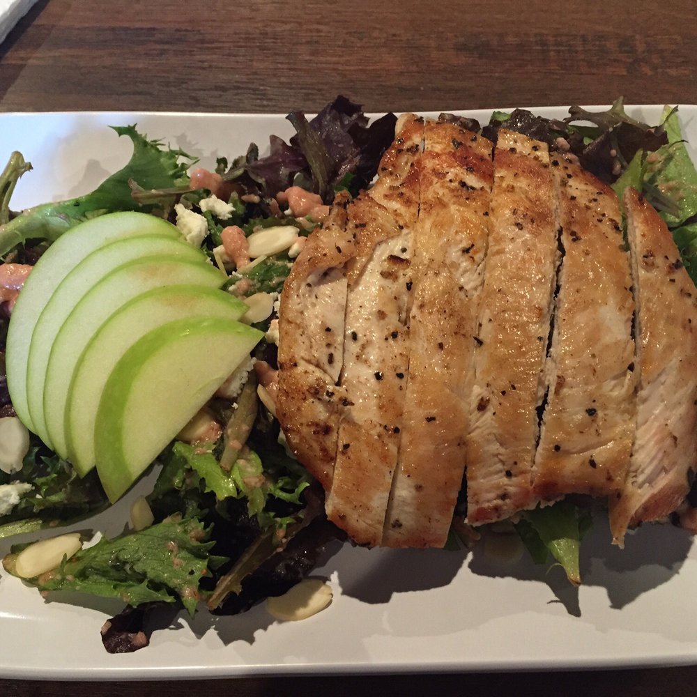 Kid Rip's - Strawberry salad lol minus the strawberries. Chicken is $3 xtra.  Not an impressive salad - Pubs Near Me - Runnemede, New Jersey