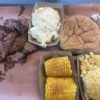 Wardlaw’s Lucky Eye Q - No nicely cut brisket here, it taste as bad as it looks. That mac and cheese is at least two days old! - Barbeque Near Me - LaFayette, Georgia Wardlaw’s Lucky Eye Q - No nicely cut brisket here, it taste as bad as it looks. That mac and cheese is at least two days old! - Barbeque Near Me - LaFayette, Georgia