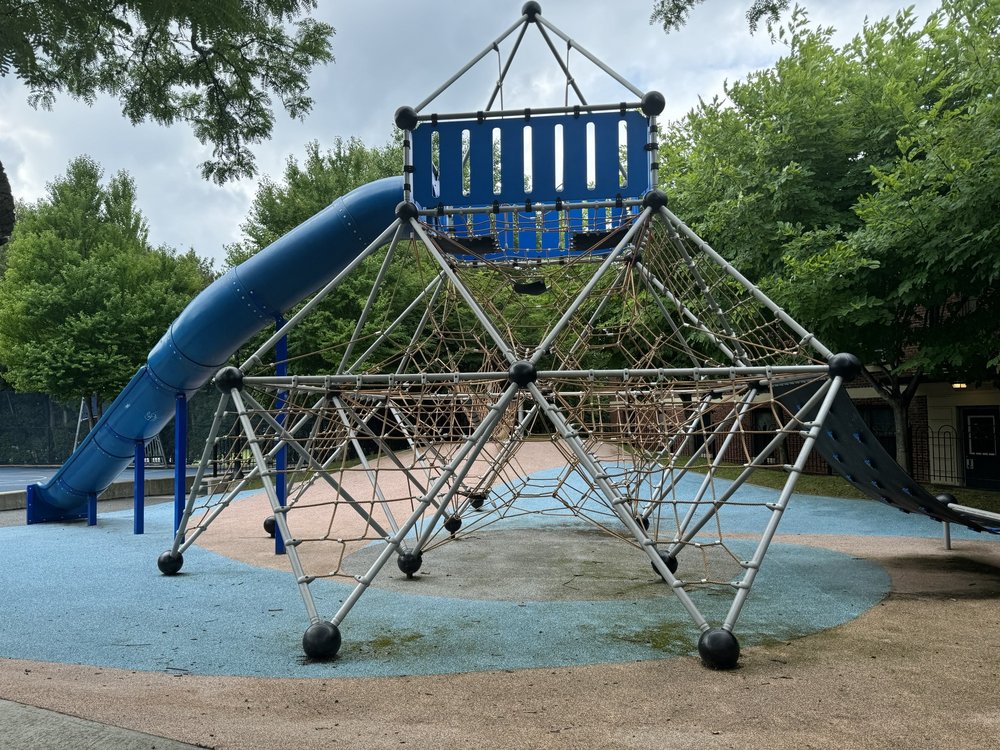 North Street Veterans Playground Logo