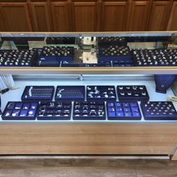 Fast Cash Rt 37 Toms River - Huge selection of gold jewelry