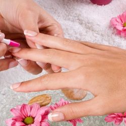 Dream Town Nail & Spa