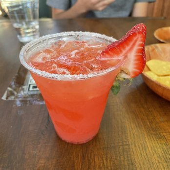 El Gallo Negro - Very dilute strawberry margarita - maybe 1/2 a shot? - Mexican Near Me - Windsor, California El Gallo Negro - Very dilute strawberry margarita - maybe 1/2 a shot? - Mexican Near Me - Windsor, California