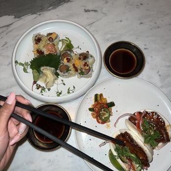 AJI Bar & Robata - King Salmon role and bao buns appetizer - Restaurants Near Me - San Jose, California