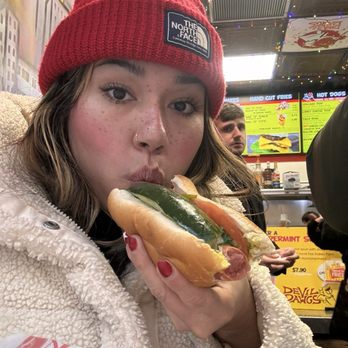 Devil Dawgs-Gold Coast - Slay - Hot Dogs Near Me - Chicago, Illinois