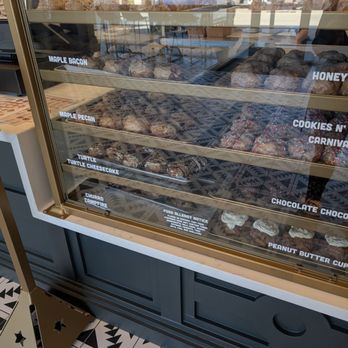 Parlor Doughnuts - Doughnut display - Donuts Near Me - Richmond, Texas