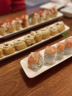 Tona Sushi Bar and Grill by null