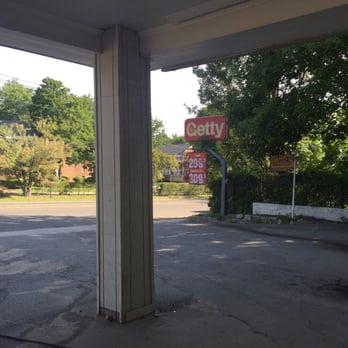 Lawrence Hill Svce - Auto Repair Near Me - Huntington, New York Lawrence Hill Svce - Auto Repair Near Me - Huntington, New York