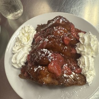 Jamie's Cafe - Deep-Fried Strawberry French Toast Special - Cafes Near Me - Elk Grove, California