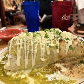El Paso Rt1 Alexandria - HUGE! - Mexican Near Me - Alexandria, Virginia