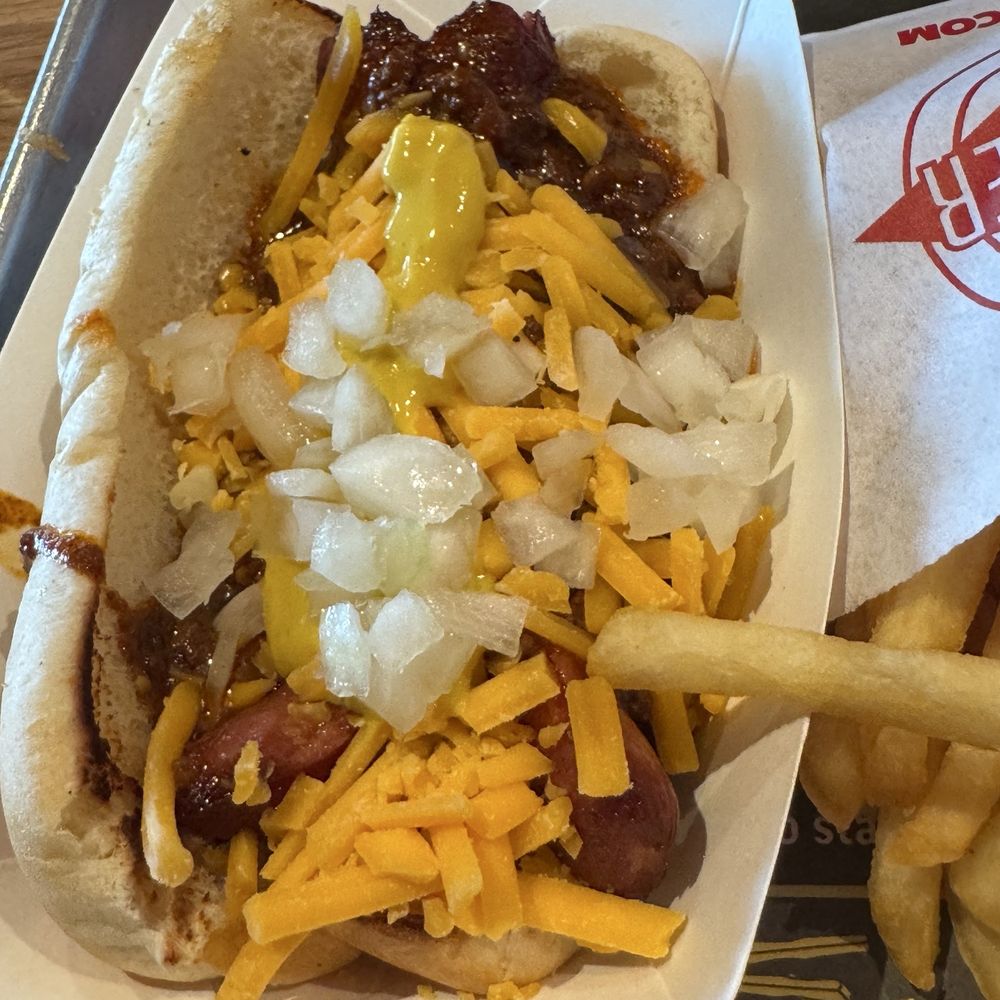 Fatburger - Chili cheese dog - Burgers Near Me - Celebration, Florida