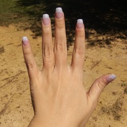 Av Nails - French tip glitter