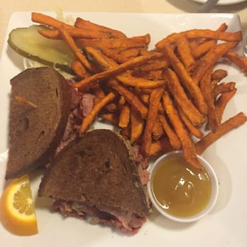 Mars Uptown - Reuben & sweet potato fries - Diners Near Me - Toronto, Ontario Mars Uptown - Reuben & sweet potato fries - Diners Near Me - Toronto, Ontario