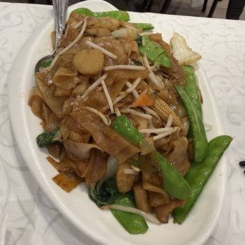 R & G Lounge - Vegetable chow fun - Seafood Near Me - San Francisco, California R & G Lounge - Vegetable chow fun - Seafood Near Me - San Francisco, California