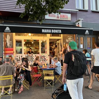 Maria Bonita - Busy Saturday night - Mexican Near Me - Berlin, BE Maria Bonita - Busy Saturday night - Mexican Near Me - Berlin, BE