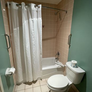 Colton Inn - Hotels Near Me - Monterey, California Colton Inn - Hotels Near Me - Monterey, California