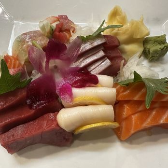 Sushi UNI - Sushi Bars Near Me - Lenexa, Kansas Sushi UNI - Sushi Bars Near Me - Lenexa, Kansas