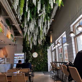 Vale Healthy Kitchen - Decor - Acai Bowls Near Me - Miami, Florida Vale Healthy Kitchen - Decor - Acai Bowls Near Me - Miami, Florida