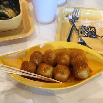 Sweethoney Dessert - Yummy curry fish balls - Desserts Near Me - Colma, California Sweethoney Dessert - Yummy curry fish balls - Desserts Near Me - Colma, California