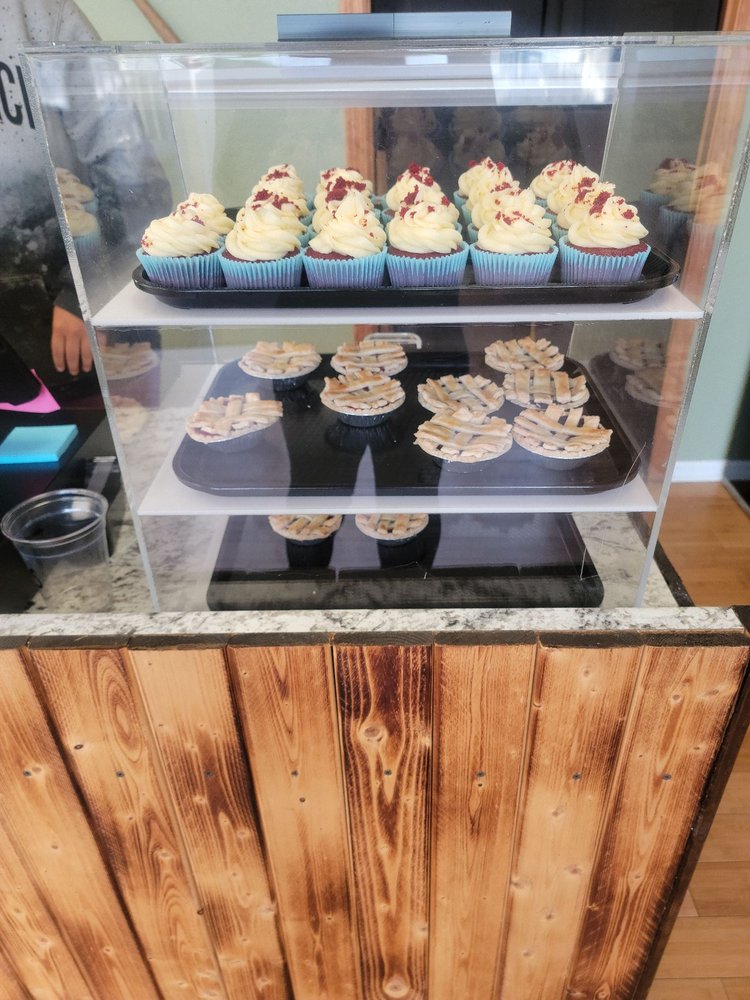 DAREL’S BAKERY & SWEETS 11 Photos 109 Sylvester St, Richlands, NC
