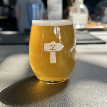 Fifth Hammer Brewing - "Bartholomew Neverbart" (English Pale Ale; on cask) - Breweries Near Me - Long Island City, New York Fifth Hammer Brewing - "Bartholomew Neverbart" (English Pale Ale; on cask) - Breweries Near Me - Long Island City, New York