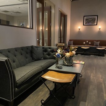 Zinicola - Variety of seating area for food and conversation - Italian Near Me - Charlotte, North Carolina Zinicola - Variety of seating area for food and conversation - Italian Near Me - Charlotte, North Carolina