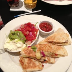 TGI Friday's - Chicken quasadillas