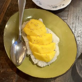 Soi 4 Bangkok Eatery - Mango Sticky Rice - Thai Near Me - Oakland, California Soi 4 Bangkok Eatery - Mango Sticky Rice - Thai Near Me - Oakland, California