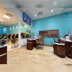 Sky Nails & Spa