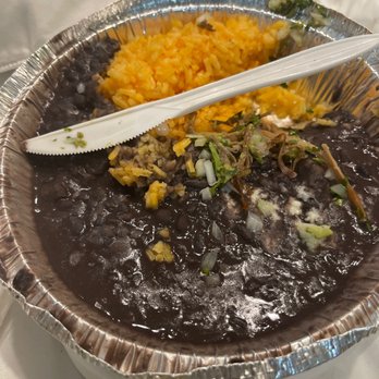 Restaurant  El Maguey - rice and beans - Mexican Near Me - Brooklyn, New York