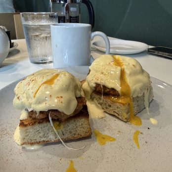 Break + Feast - All About The Bennys - Breakfast & Brunch Near Me - Koloa, Hawaii