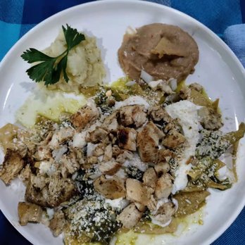 Azul - Chilaquiles poblano - Breakfast & Brunch Near Me - Puerto Vallarta, JAL Azul - Chilaquiles poblano - Breakfast & Brunch Near Me - Puerto Vallarta, JAL
