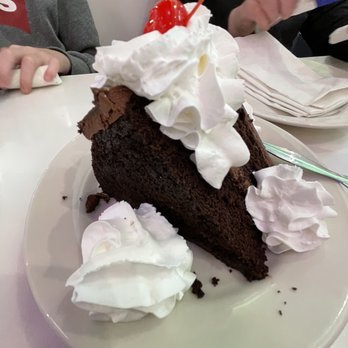 Ed Debevic's - Chocolate cake - Breakfast & Brunch Near Me - Chicago, Illinois Ed Debevic's - Chocolate cake - Breakfast & Brunch Near Me - Chicago, Illinois