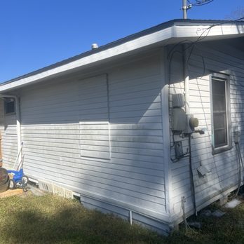 Ethan Guyton - Pressure washing job - Window Washing Near Me