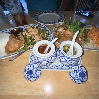 Palms Thai Restaurant - Seafood Near Me - Los Angeles, California Palms Thai Restaurant - Seafood Near Me - Los Angeles, California