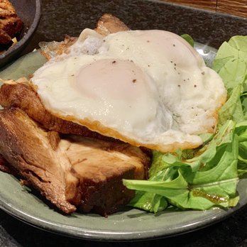 Ippudo Berkeley - Pork belly appetizer - Ramen Near Me - Berkeley, California
