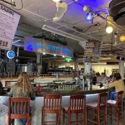 Pearl Street Brewery - Inside