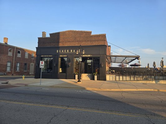 BLACK BAND Distillery by null