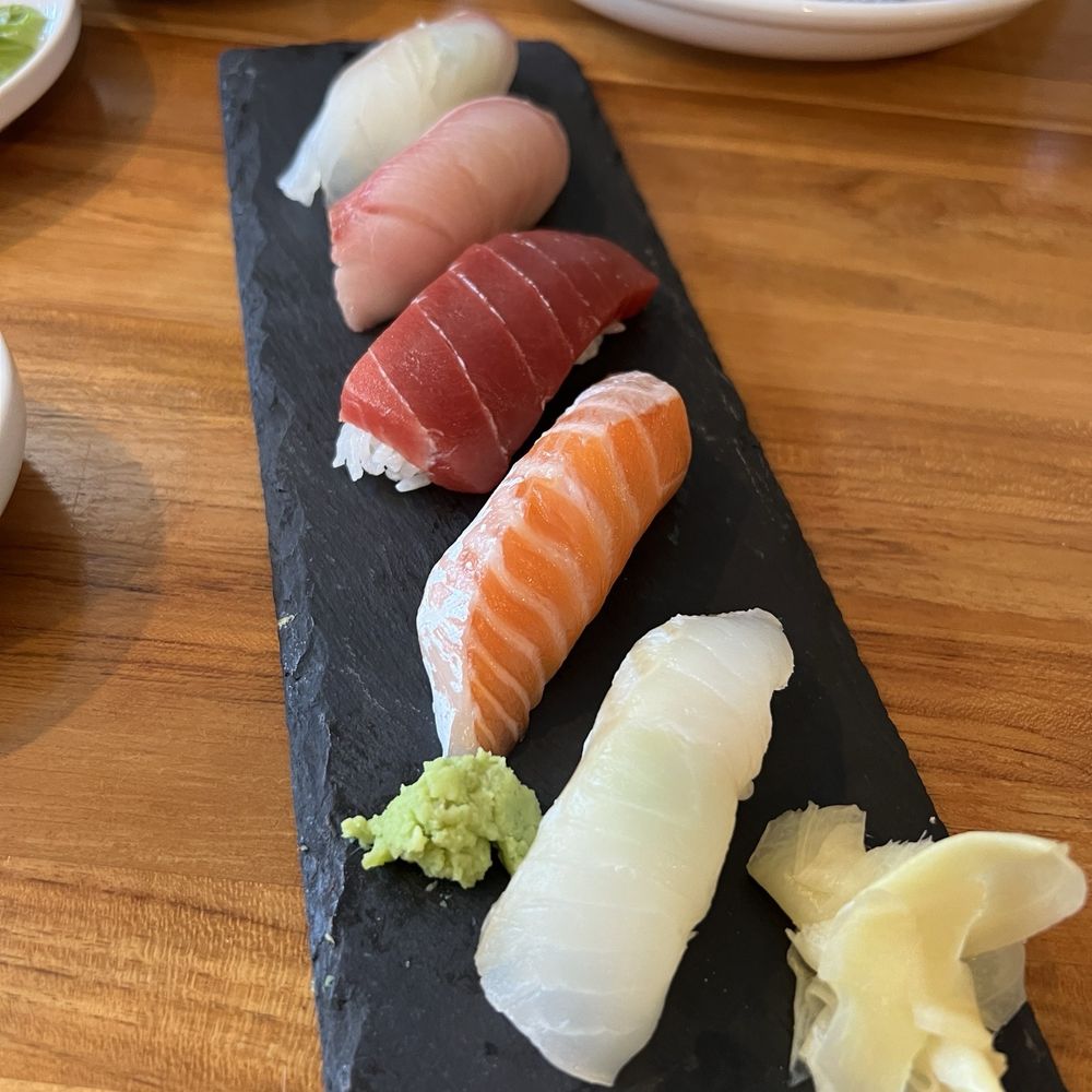 Kazoku - 5pc sushi set (happy hour) - Sushi Bars Near Me - Edmonds, Washington Kazoku - 5pc sushi set (happy hour) - Sushi Bars Near Me - Edmonds, Washington