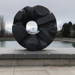 Seattle Under the Radar Tours - Black hole Sun