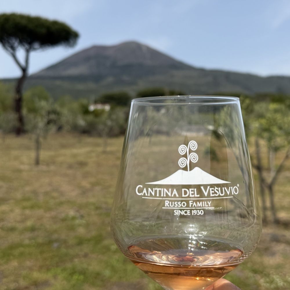 Help finding italian genealogy information, image size:1000x1000