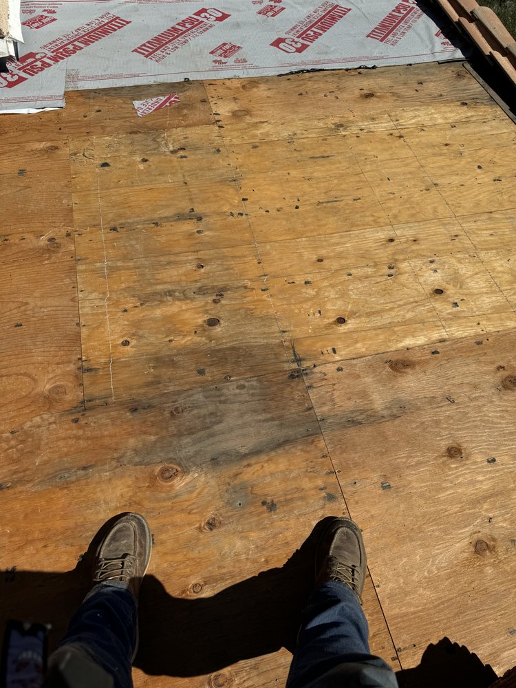 Slide of Dilligent Roofing