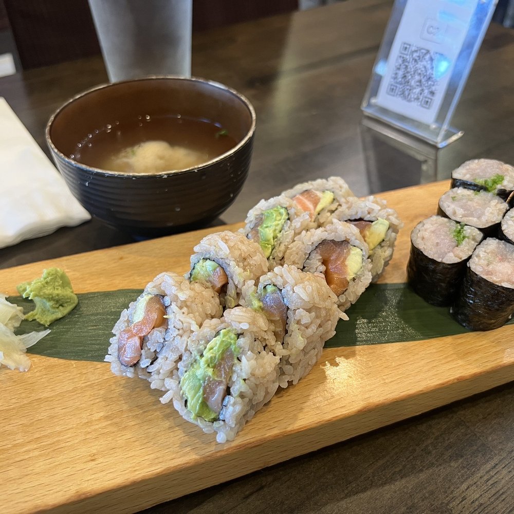 Hashi Gawa - salmon avocado roll and negihama maki - Japanese Near Me - Alameda, California