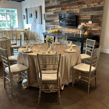 Studio C - Venues & Event Spaces Near Me - Frankfort, Illinois