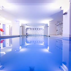 The New Athletic - Piscina ed idromassaggio