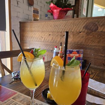 The Pan - Peach bellinis - Pizza Near Me - Gardena, California The Pan - Peach bellinis - Pizza Near Me - Gardena, California