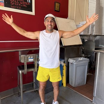 Lilguy - JD - tech guy who bought (rescued) this pizza joint, infusing it with love, excitement, and welcomeness - Pizza Near Me - Venice, California Lilguy - JD - tech guy who bought (rescued) this pizza joint, infusing it with love, excitement, and welcomeness - Pizza Near Me - Venice, California