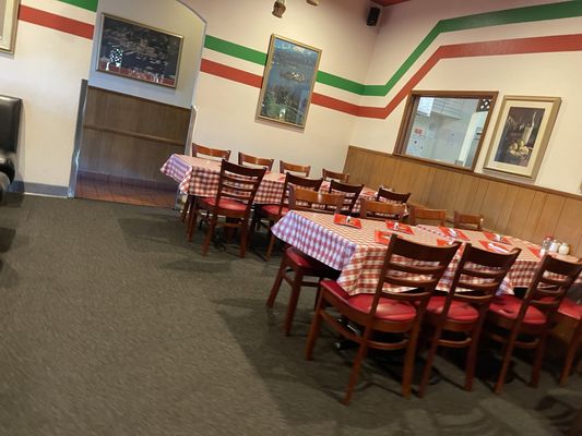 Filippi's Pizza Grotto Poway by null